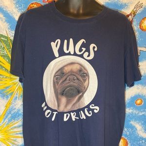 ☄️3/30☄️PUG GRAPHIC TEE